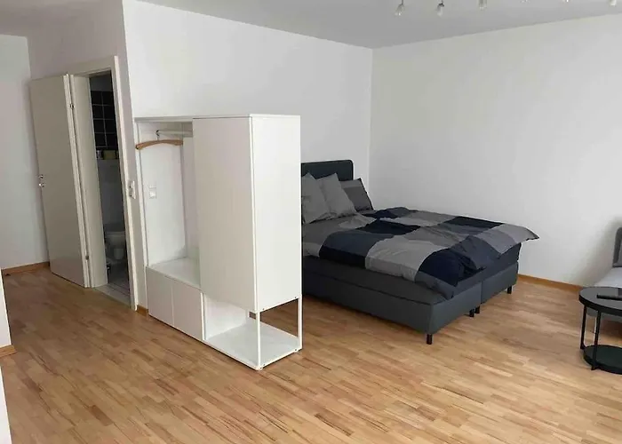 Next To Mariahilferstraße